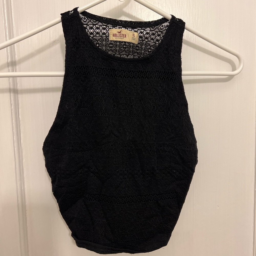 Cropped lace tank